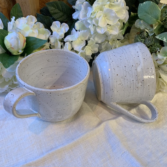 Handdrejad Tekopp ”Vit chamotte'' Sundboden Design - Bild 5